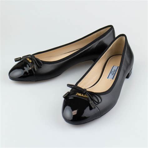 designer ballet flats for women.